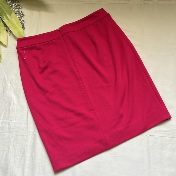 ⭐️RICKI’S Skirt⭐️ - Picture 3 of 5